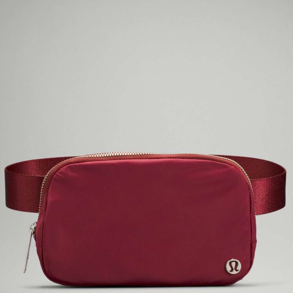 Lululemon Everywhere Belt Bag in Red Merlot, NWT.